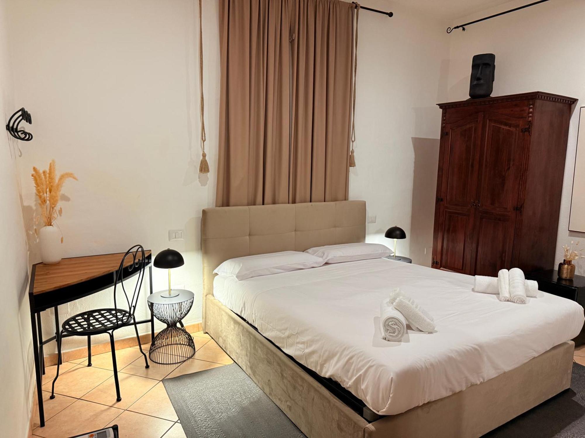 Luxury 5br , 4ba Penthouse In The Center Cagliari