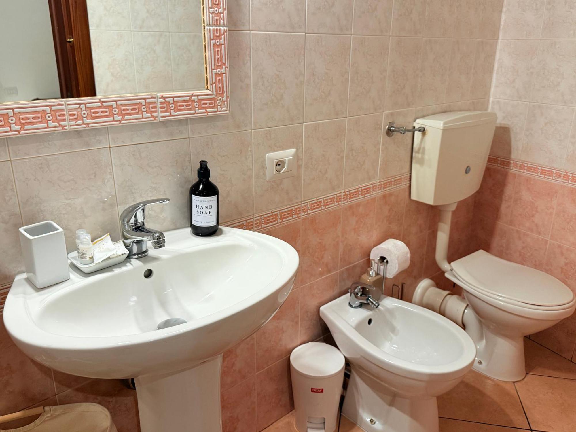 Luxury 5br , 4ba Penthouse In The Center Appartement *