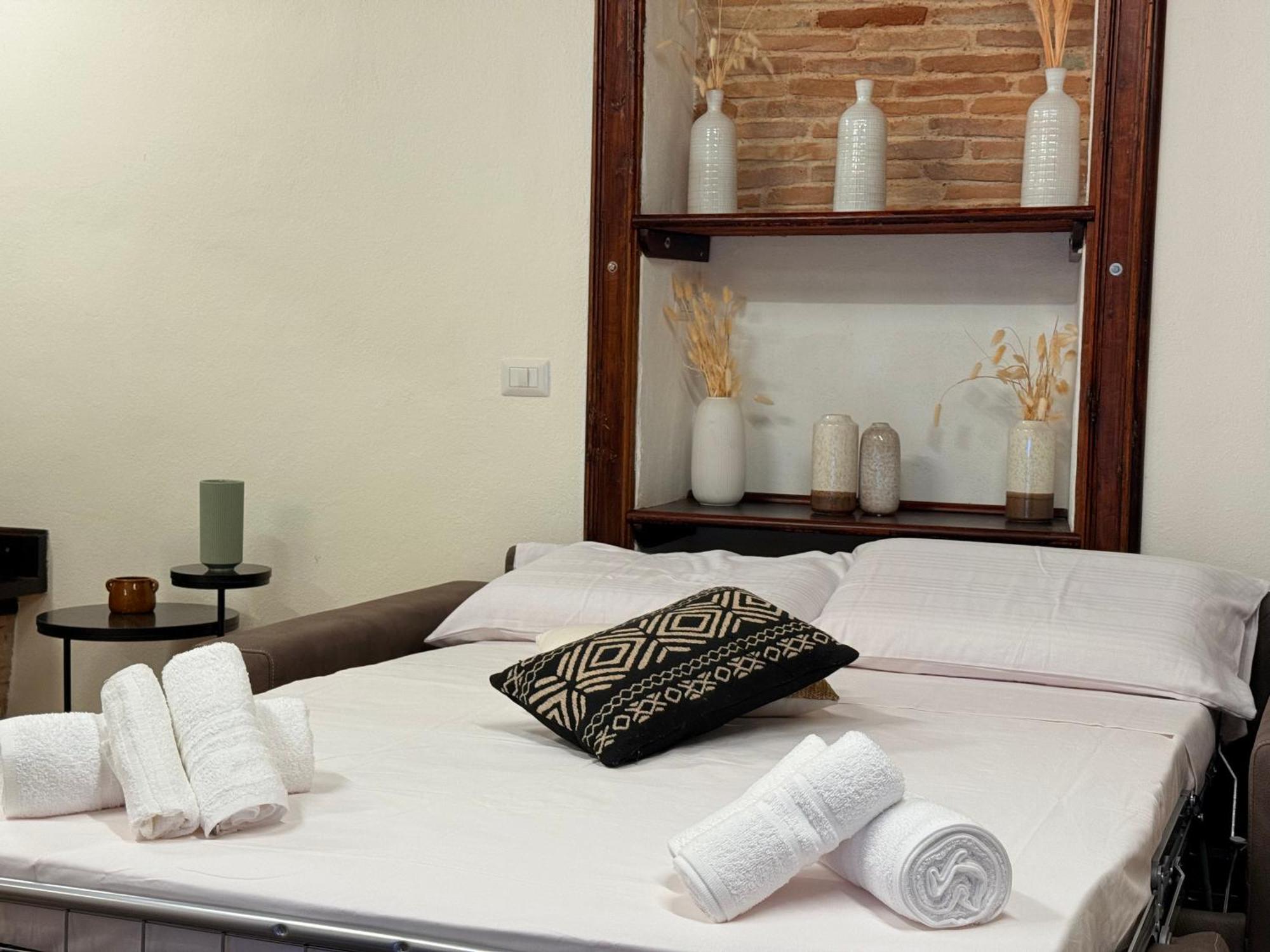 Appartement Luxury 5br , 4ba Penthouse In The Center *